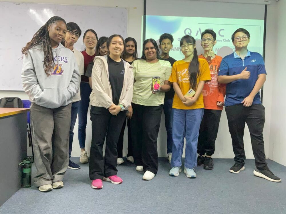 QIU Quest Accounting and Finance Club (picture 2)